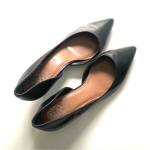 Vince Camuto black leather pointed low heels, Womens size 7 1/2